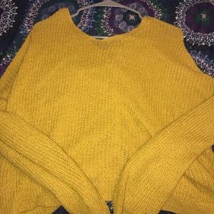 Yellow long sleeve shirt (airy)